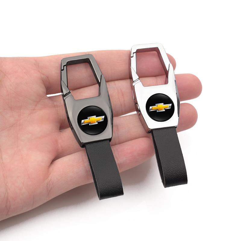 3D Metal Leather Auto Emblem Badge Keychain For Chevrolet Corvette Montana TrailBlazer Silverado Traverse Camaro Suburban Equino