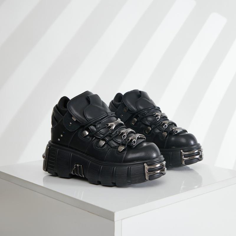 2024 Fall/Winter Women's Thick-Soled Punk Leather Shoes - Dark Low-Top Motorcycle Boots