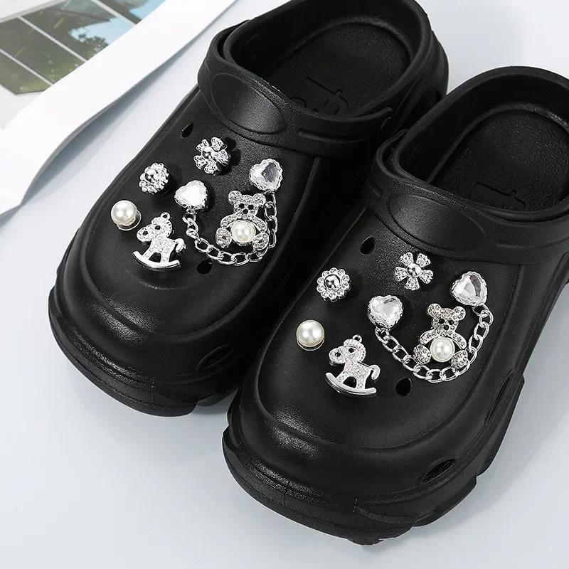 1set New Fashion Set Hole Shoe Charms Accessories Shoe Buckle Cute Pearl Bear Water Diamond Chain DIY 3D Shoes Decorations