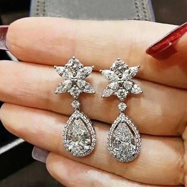 

Женские свадебные серьги с ослепительными фианитами класса ААА, нежные женские помолвочные аксессуары, высококачественные подвесные украшения