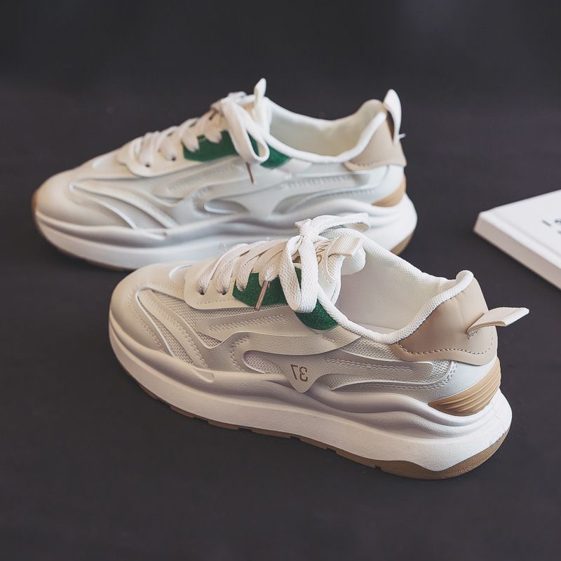 Spring and Autumn New Thick Soled Casual Shoes Women's Fashion Sports Shoes Anti Slip and Wear Resistant White Shoes