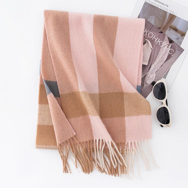

Wool Scarf for Women in Autumn and Winter New Style High End Versatile Men s and Women s Thickened Plaid Splicing Warm Cashmere Scarf 190*30cm