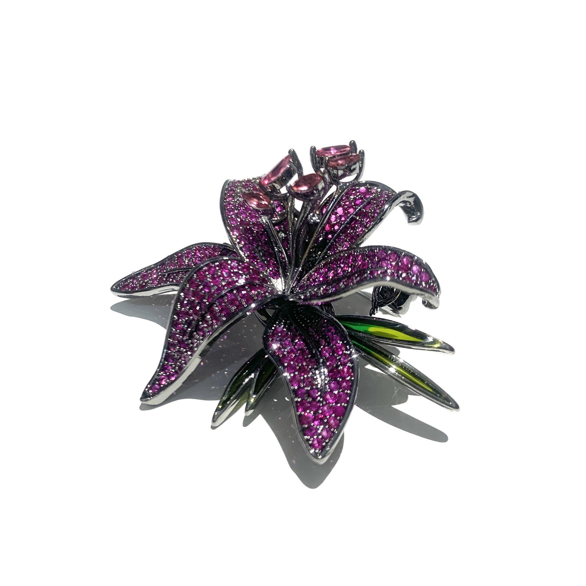 Hepburn Style Rose Brooch: Exquisite Copper Zirconia Butterfly Pin Gift