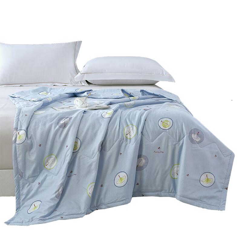 

PLAYBOY Skin-Friendly Summer Air Conditioning Quilt