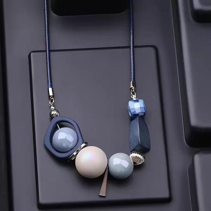 

2025 Women s Personality Short Necklace Chain - Decorative Collarbone Jewelry синий