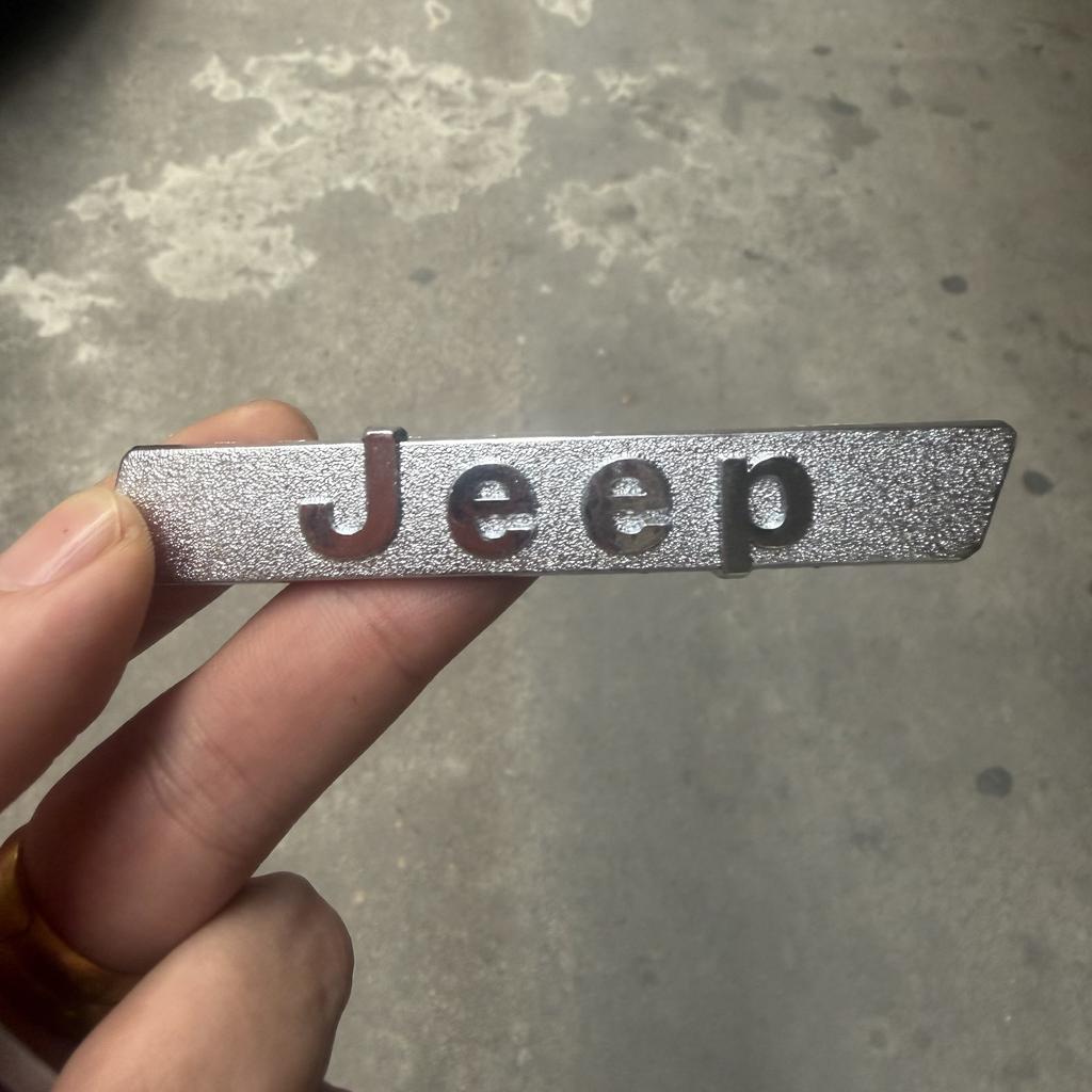 Car Styling Floor Mat Metal Emblem Stickers with screws For Jeep Badge Grand Badge Cherokee Wrangler Renegade Compass JK Patriot