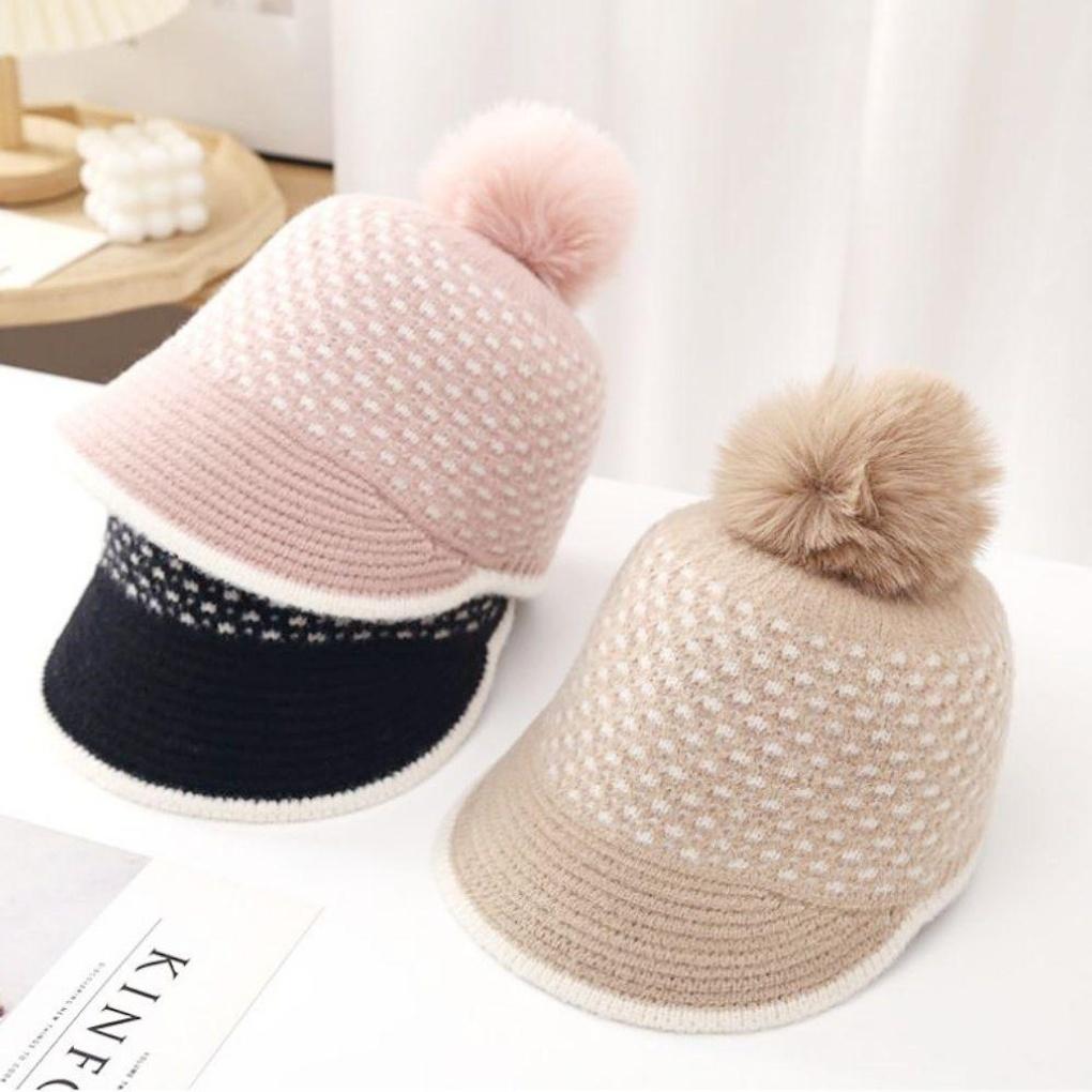 

Winter warm hat with fur collar, fashion hat in 4 colors