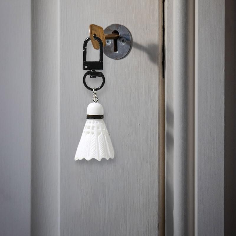 Simulované malé badmintonové klíčenky přívěsek jednoduchá ozdoba na klíče od auta závěsná dekorace na batoh pro ženy muže