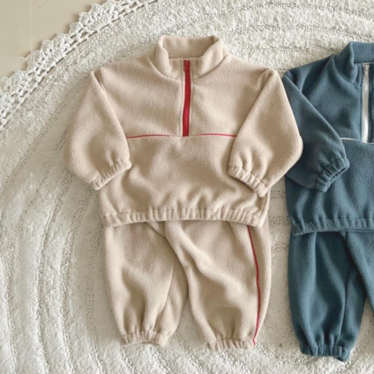 

Men s and Children s Double-Sided Fleece Stand Collar Zipper Set: Autumn/Winter Casual and Plus Velvet Sportswear Two-Piece. 73 cm