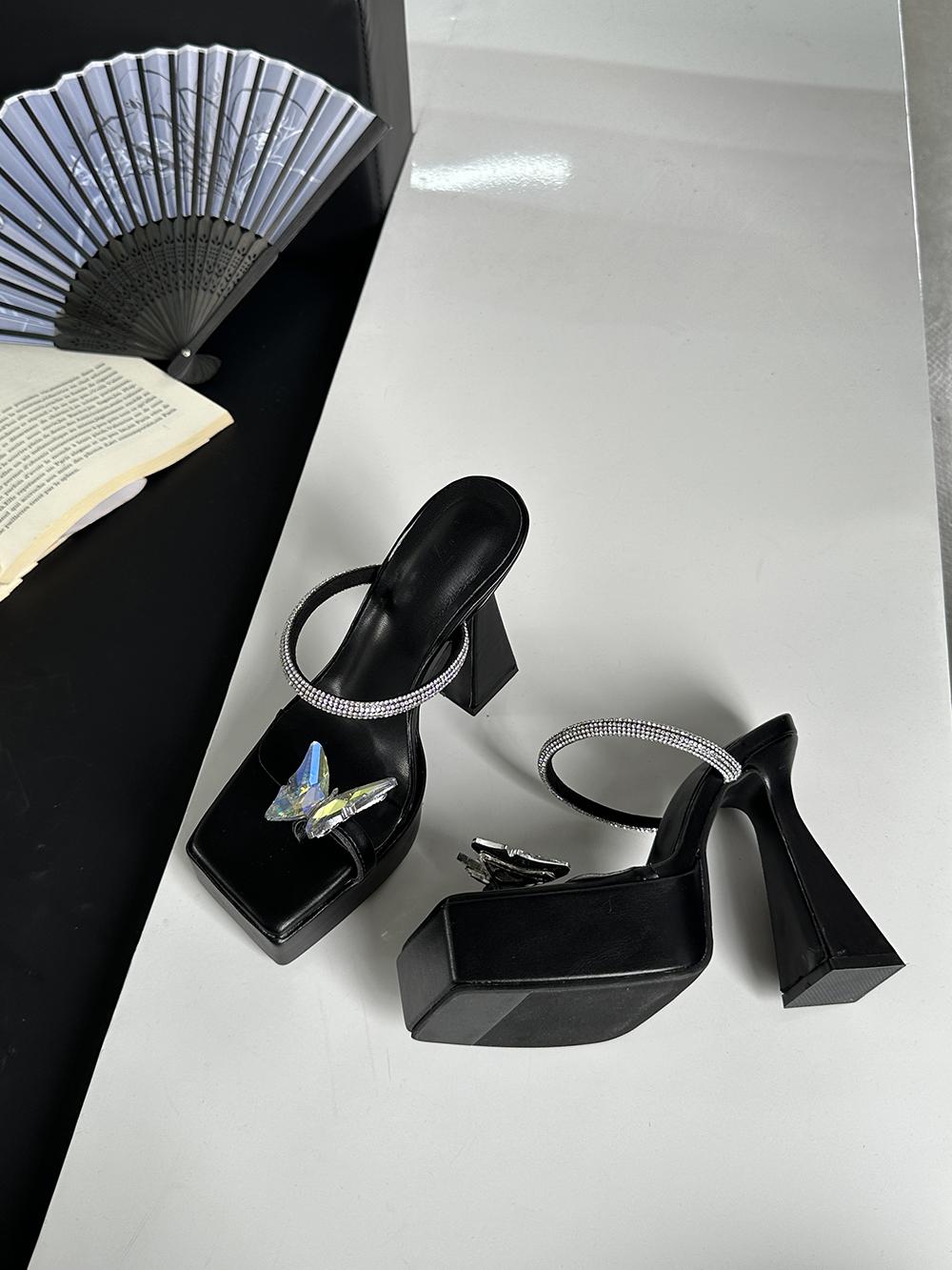 

модные женские туфли с открытым носком, шлепанцы, тапочки, новинка 2024 года, модные туфли-лодочки для вечеринок, туфли на платформе, сандалии, сексуальные туфли-лодочки, размер 35-39, белые 7.5 чёрный