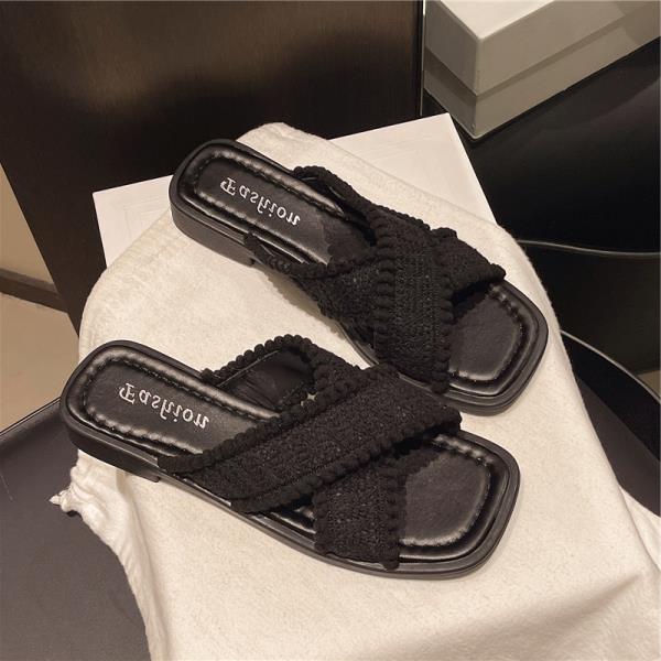 Fashion Shoes Summer Clogs Woman Female Slippers Square Toe Slides Beach 2025 Flat Retro Beach Shoes Woman's Slippers Slides Square Toe