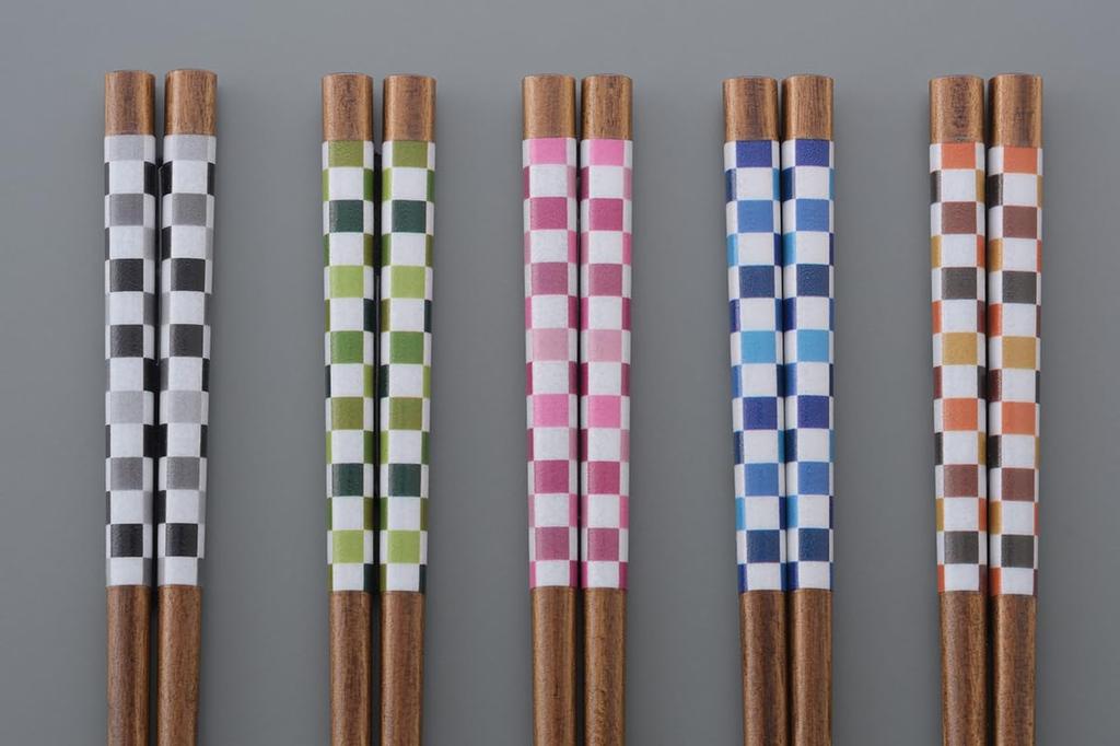 Hiranoi Chopsticks Set of 6 Colorful Wakasa Dishwasher Colorful Ichimatsu Pattern Pairs 1 Extra Pairs, Lacquerware, Safe, (5 + Pair)