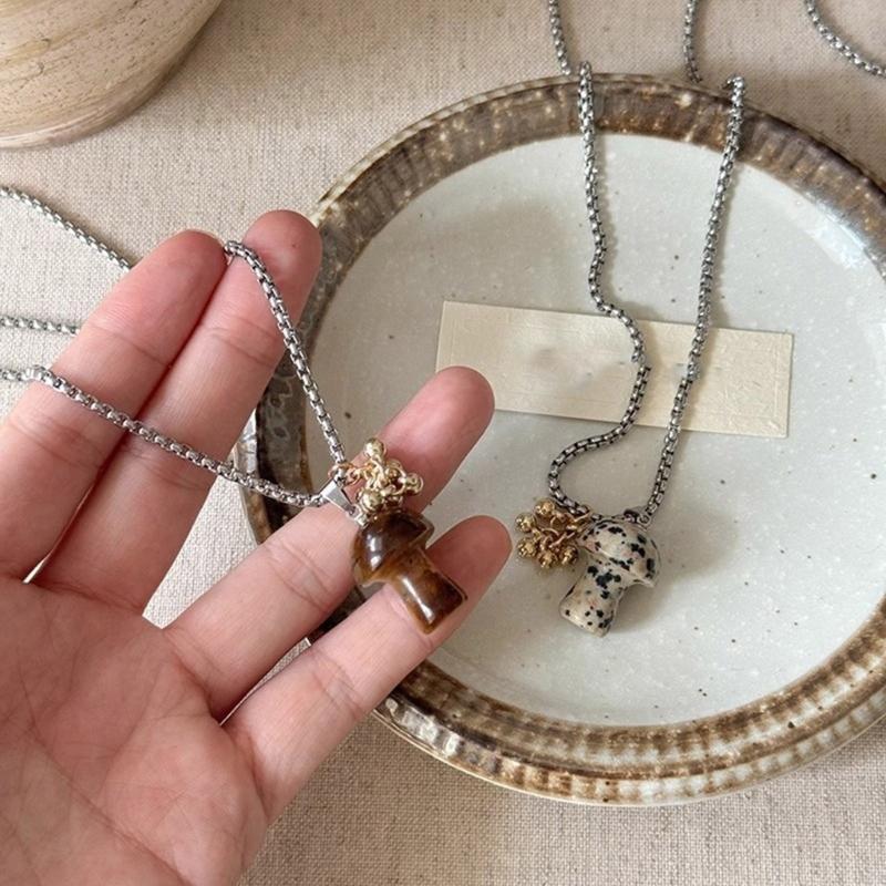 Mushroom Pendant Necklace Symbolizing Nature and Vitalities With Sturdy Alloy Materials for Fashionable Women Wear