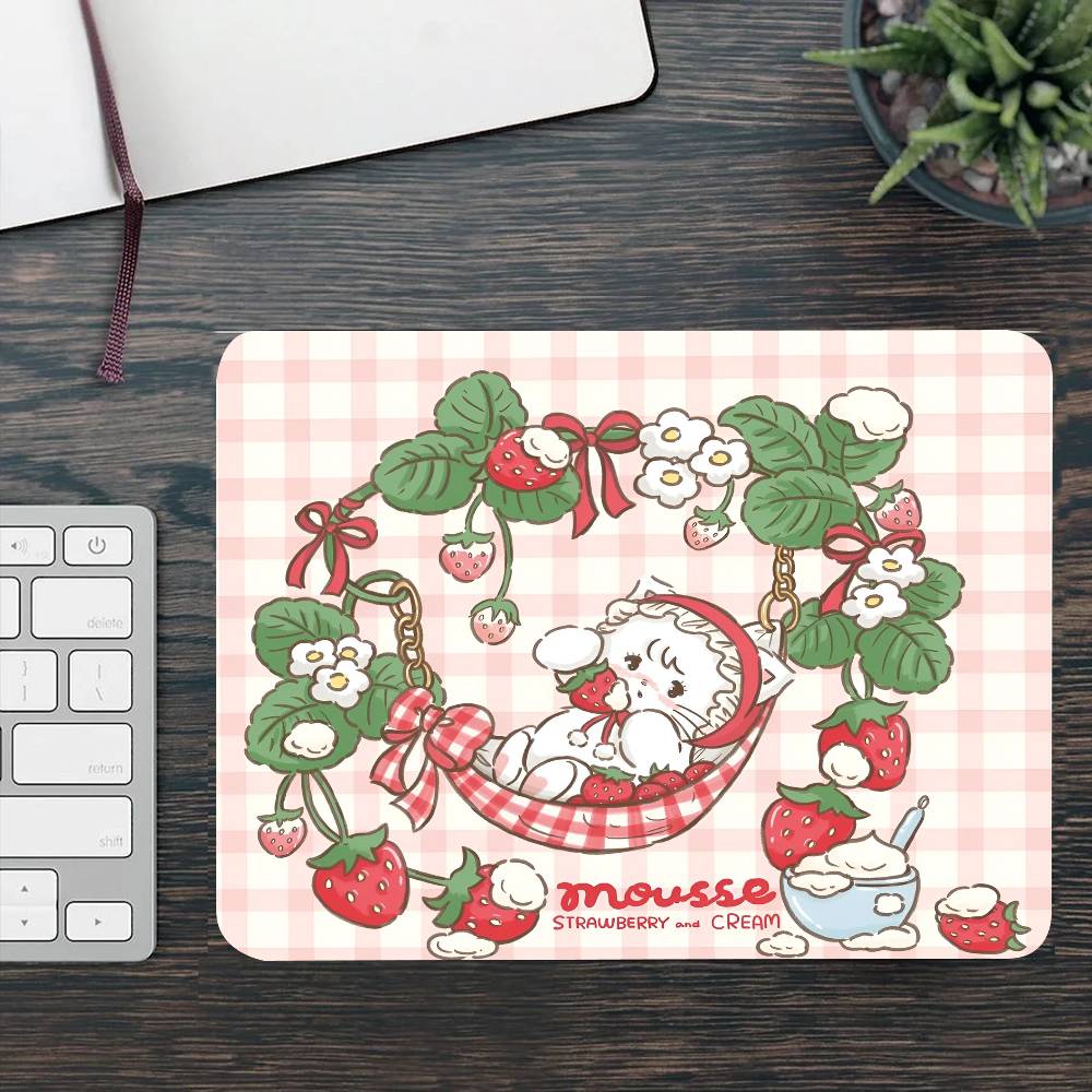 Cute Cartoon Mikko Illustration Mousepad Small LockEdge Mouse Pad For Gamers Computer Desk Pad Rectangular Anti-slip Rubber