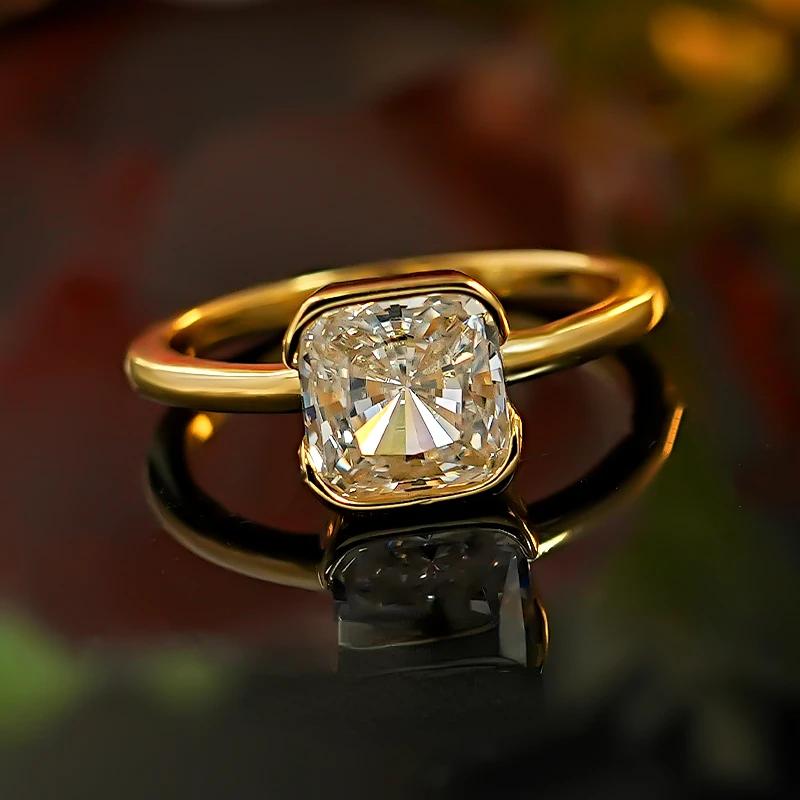 S925 Silver Ring with Minimalist Style, Small Square Candy, Redion Crushed Ice Cutting, Gold-plated, Niche and Versatile Jewelry