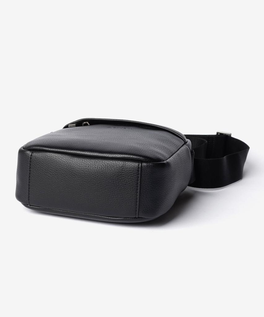 Shoulder Bag LV04D3160G RAISED REPORTER [Calvin Klein] Men's BLACK/Black