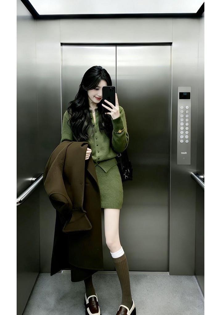 2026 Autumn/Winter Korean Minimalist Knit Cardigan & Slimming Skirt Set