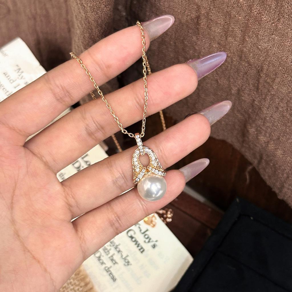 French elegant retro full diamond U-shaped round strong light pearl necklace temperament versatile court style collarbone chain