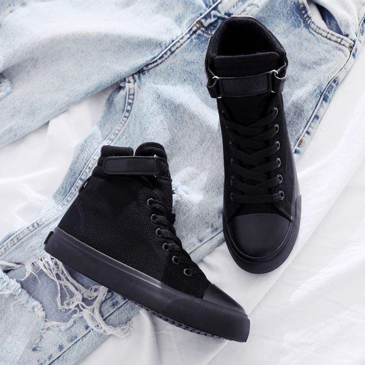 Fleece thickened high-top canvas shoes for women's winter students, Korean version of versatile flat bottom 2025 new thermal cotton shoes for women