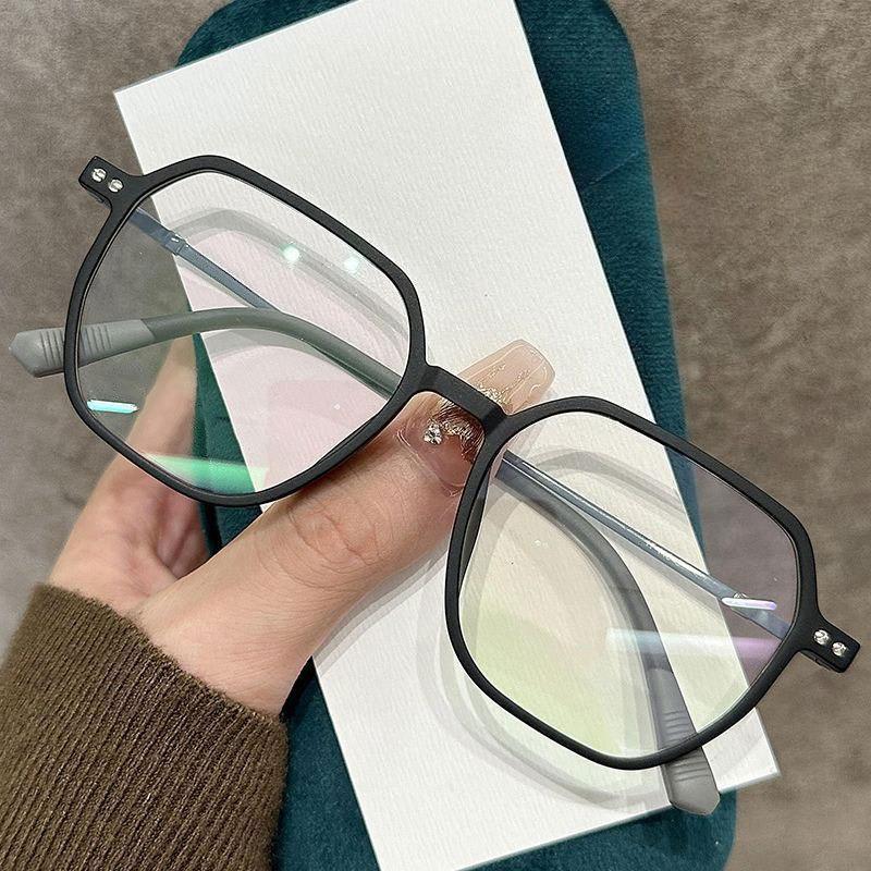 

New Retro Frosted Frame Myopia Glasses Fashion Square Frame Anti Blue Light Glasses Optical Prescription Eyeglasses 0 To -4.0 0