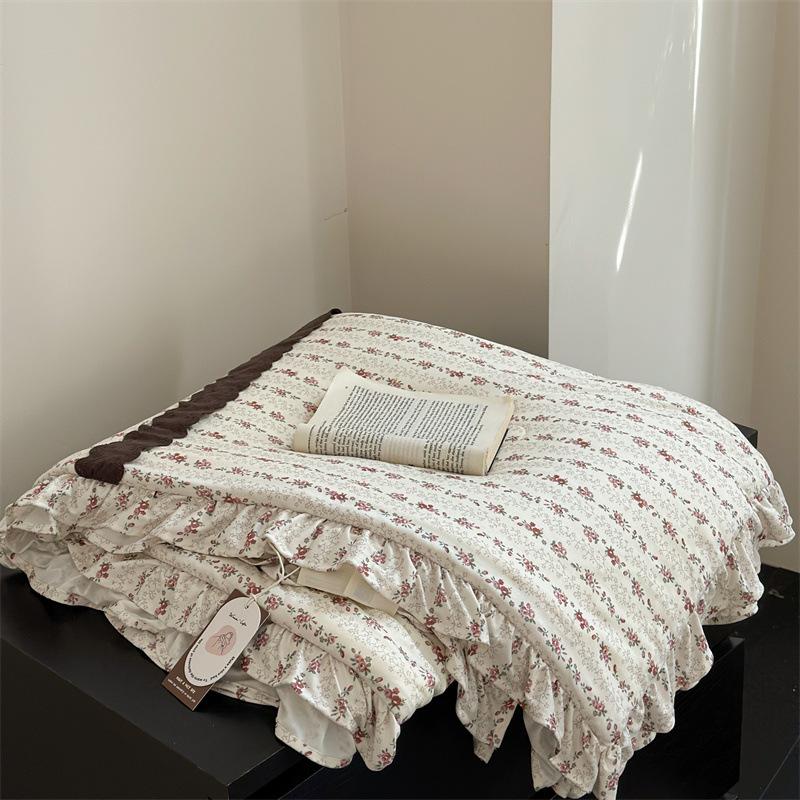 Spring and summer new knitted cotton French small floral printing lace summer quilt summer cool quilt air conditioner quilt