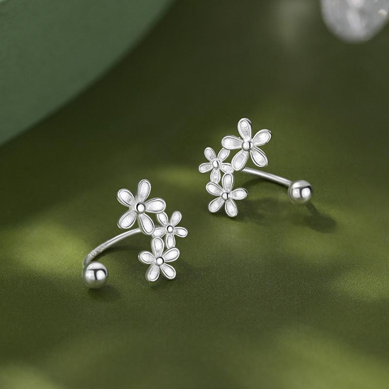 OL Style Elegant Metal Flower Cluster Stud Earrings for Women Ladies Simplicity Silver Color Flower Earrings Jewelry Accessories