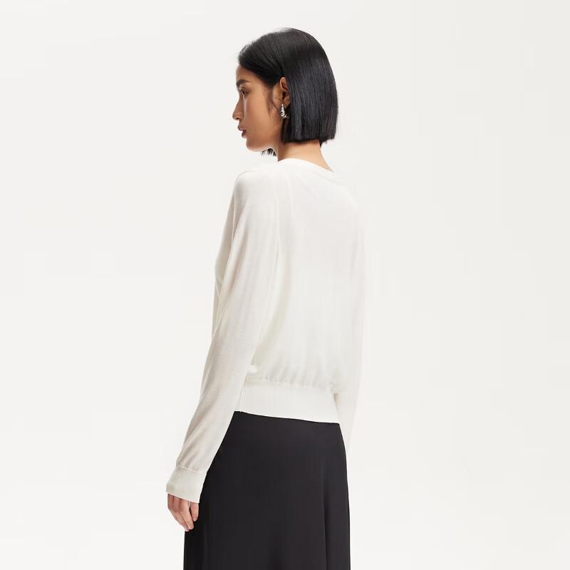 Veromoda Soft Embroidered V-Neck Knit Cardigan