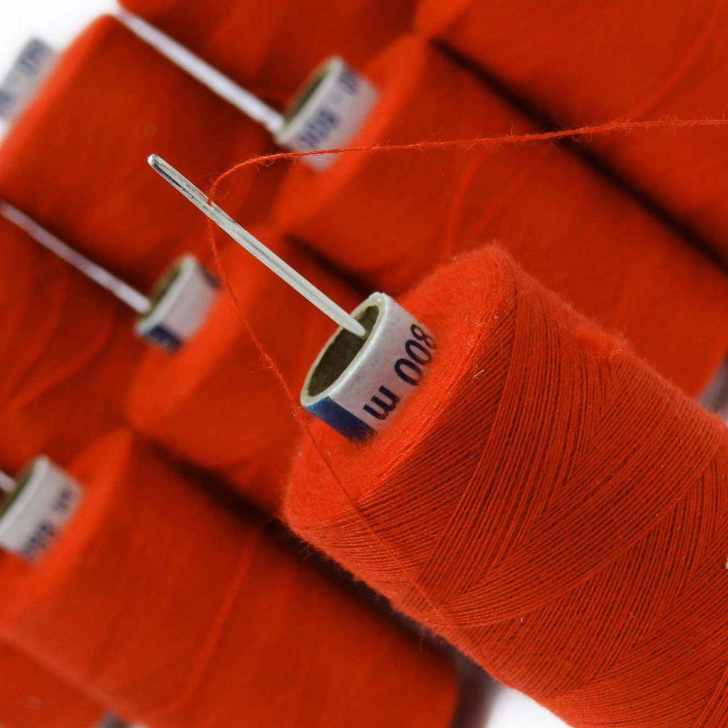 Overlock-Nähspule, Handmaschine, Polyester, kastanienbraun, Röhre, Serger, 800 Meter