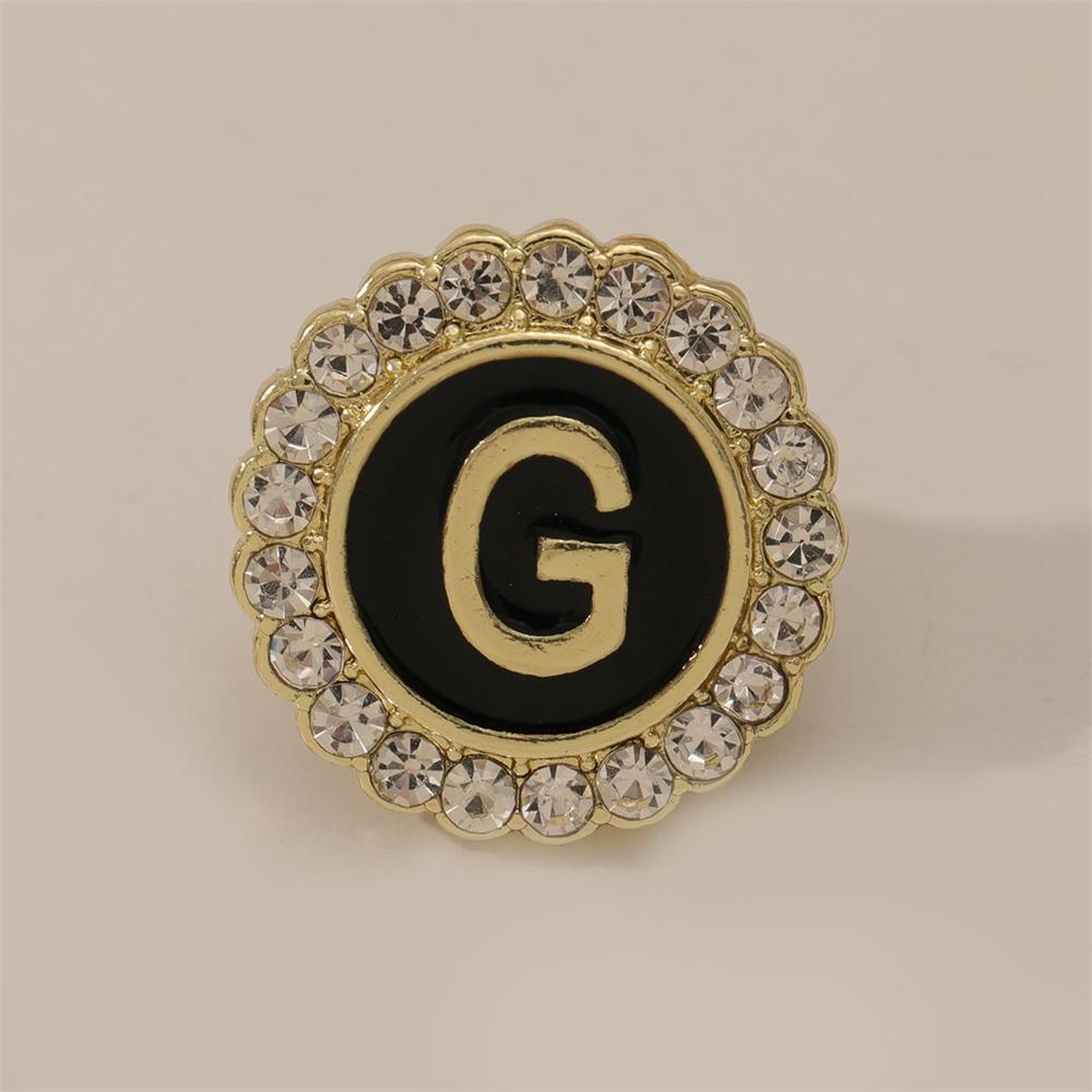 26 English Initials A-Z Brooches Classic Full Around Crystal Golden Alphabet Pins For Women Men Girls Clothes Bag Jewelry Gift