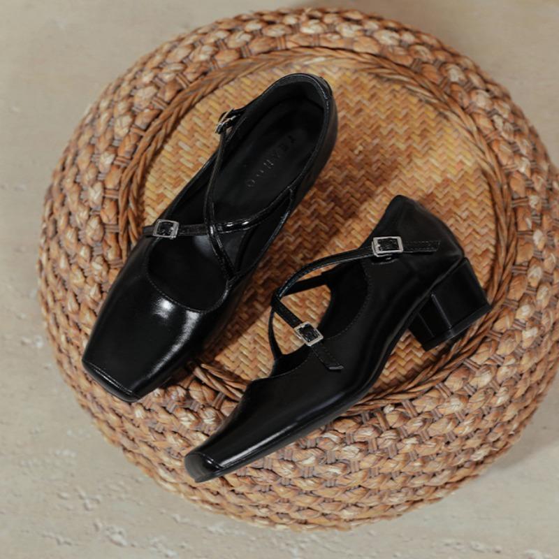 French Cross Strap Mid-heeled Shoes Small Square Toe Retro Women's Shoes Thick Heel Shallow Mouth High Heels