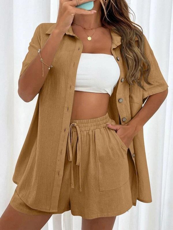 

Women s Casual Summer Outfit Set - Loose Fit Short Sleeve Shirt and Shorts in Multiple Colors XXL світло-коричневого кольору