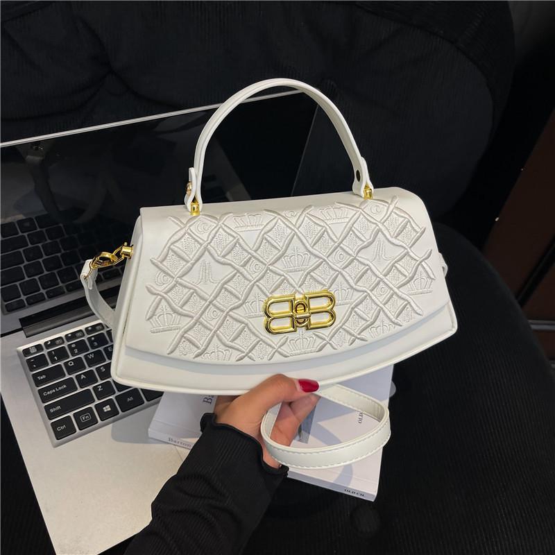 

2024 Trendy French Luxury Women s Crossbody Retro Bag белый