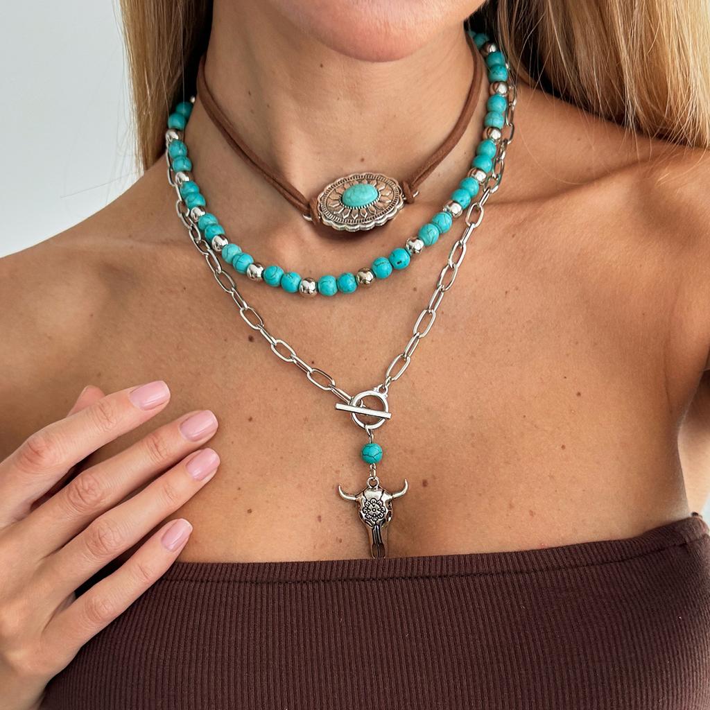 Ethnic Style Imitation Turquoise Beaded Cow Head Pendant Necklace, Retro Cross Flannel Collarbone Necklace