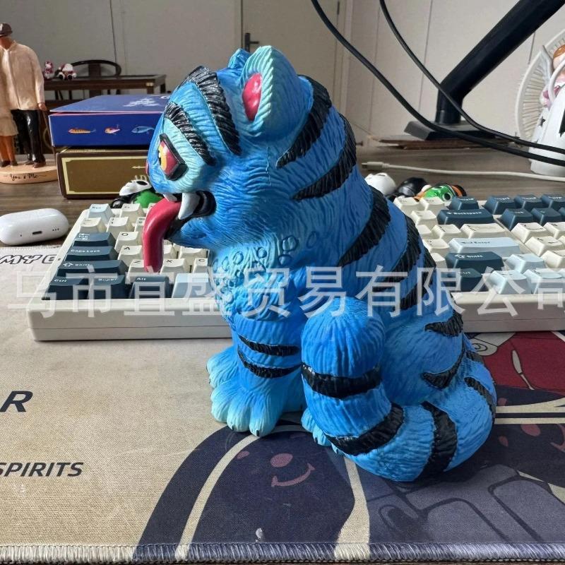 Figuras de Caçadores de Demônios Tigre Kpop de 15cm Escultura Fofa de Tigre Anime em Resina com Pássaro Decoração Ornamentada para Casa Jardim Pátio