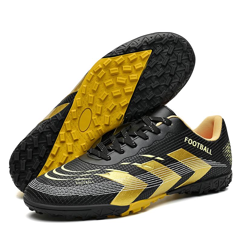 New Men Soccer Shoes Indoor Football Boots High Ankle Outdoor Non-Slip Sports Shoes Ultralight High-quality Futsal Non-Slip