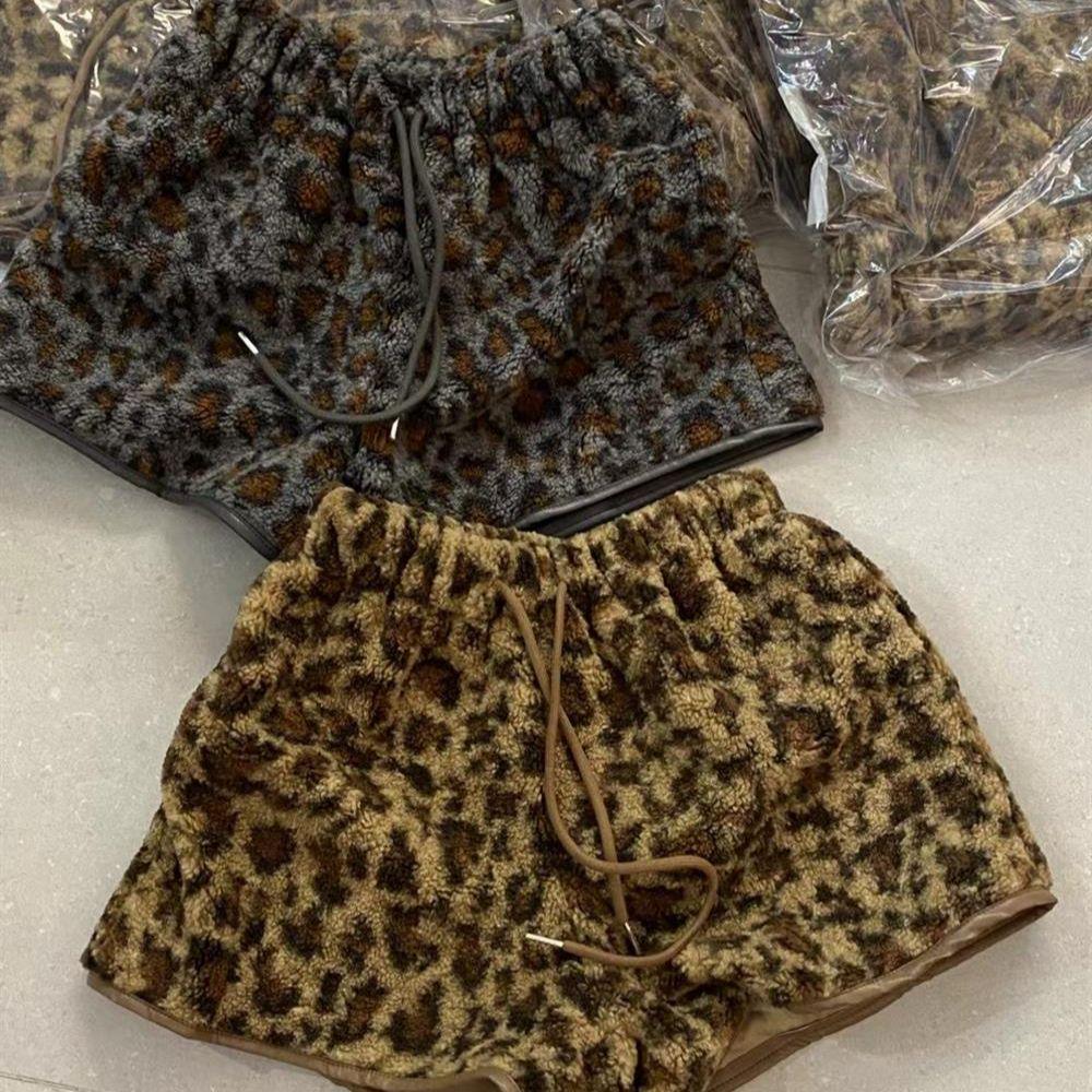Autumn Winter Leopard Print Wide-Leg Lambswool Shorts - Warm and Slimming Casual Pants for Women