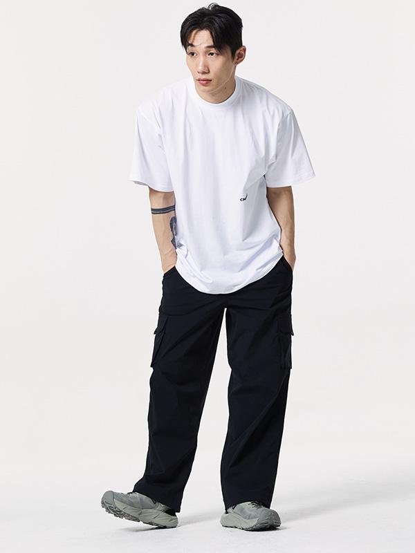 Chaebteoegseu Crispy Flowline Wide Cargo Pants (Black)