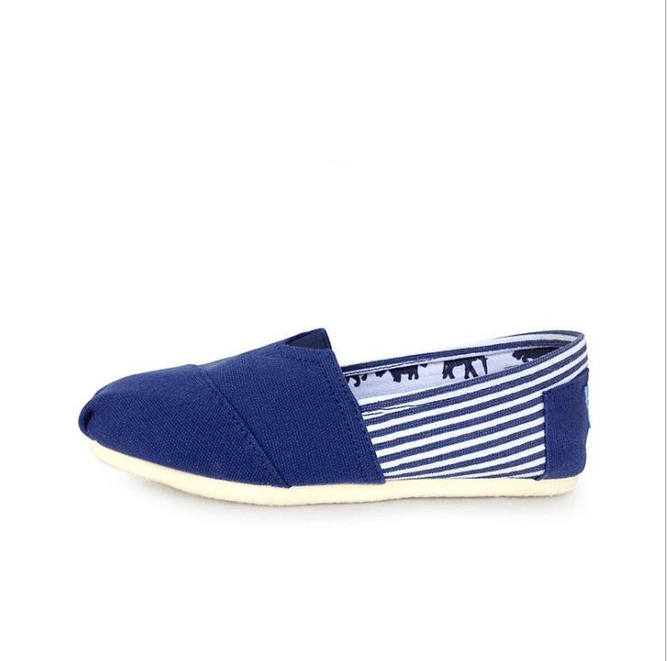 Comfortable Canvas Slip-On Shoes for Men and Women
