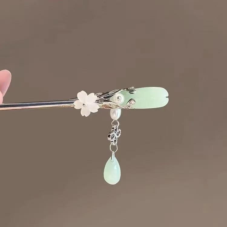 Retro Ethnic Hairpin: Glazed Water Drop Silver Tassel Hanfu Stick