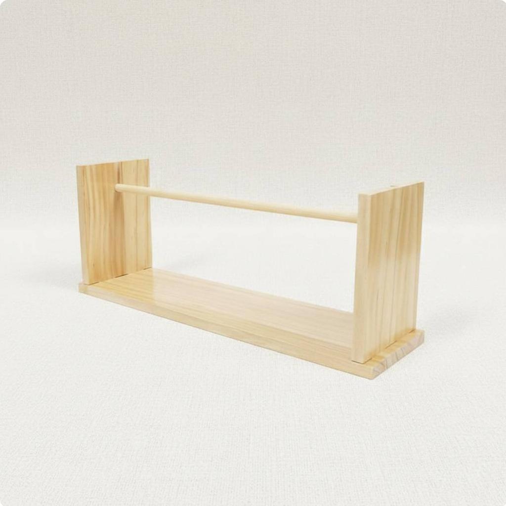 Yarn Spool Rack Knotsnag-resistantFree Wooden Yarn Holder Crafting Supply Sturdy Wood Even Rotation for Crocheters