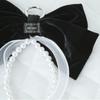 ATIL STUDIO Velvet Ribbon Pearl Keyring _ [Black]