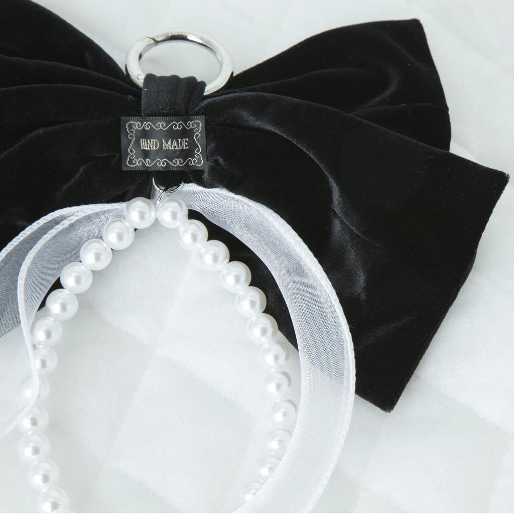 ATIL STUDIO Velvet Ribbon Pearl Keyring _ [Black]