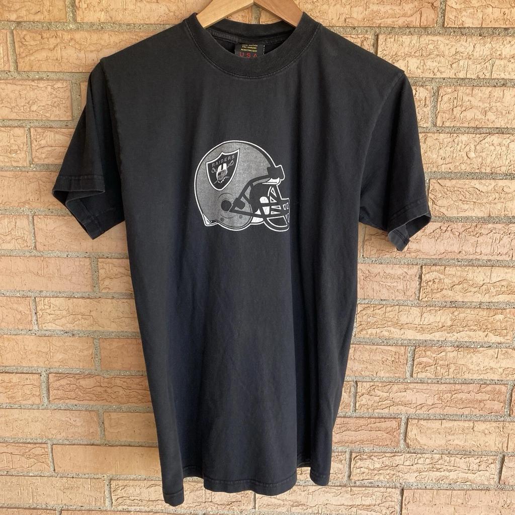Oakland Raiders Football NFL Champ Gear USA t-shirt size Medium slim 90s y2k vtg
