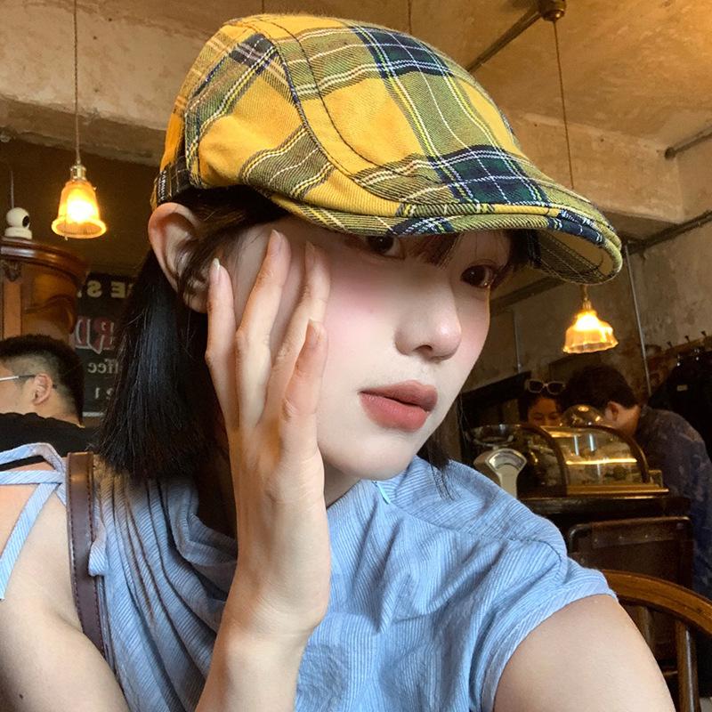 Dopamine Retro Plaid Forward Hat Women's Spring and Autumn Models, Big Head Circumference, Wearing a Beret To Show Their Face, Small Newsboy Hat Tide