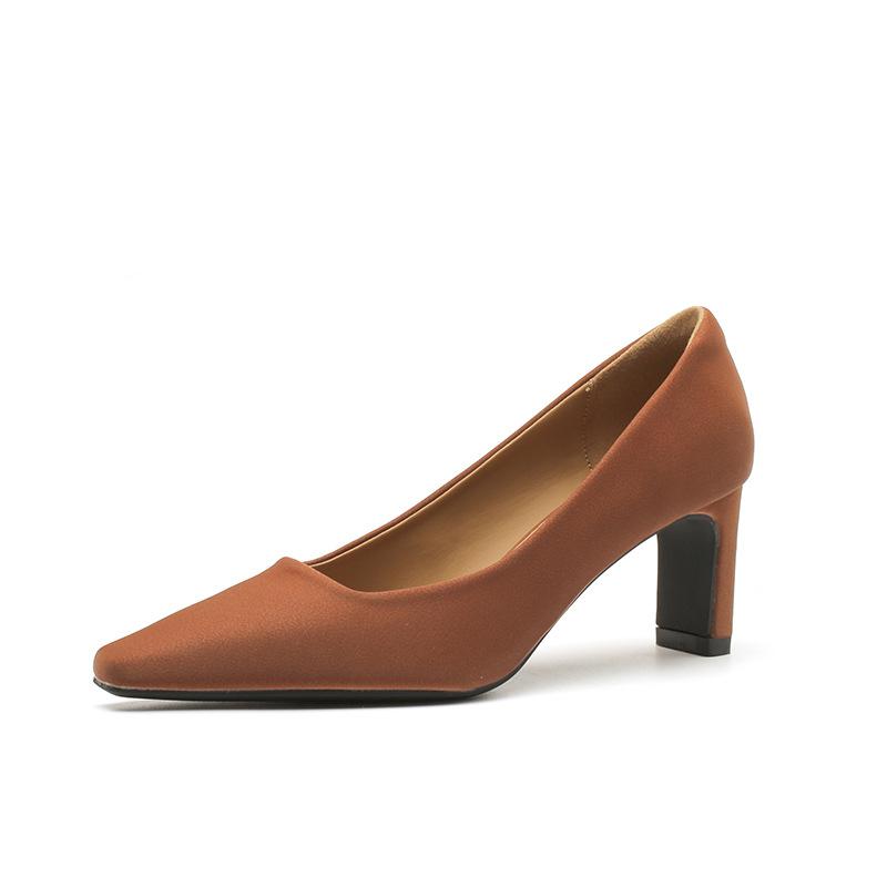 

Shoes women s spring and autumn new thick heel square head satin high heels temperament elegant commuter professional single shoes 39 коричневый