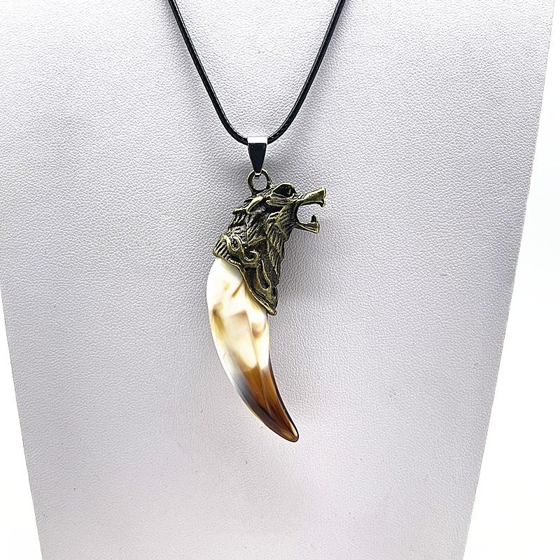 Fashion Brave Men's Pendant Necklace Vintage Bronze Wolf Tooth Alloy Pendant Necklace Fashion Choker Jewelry