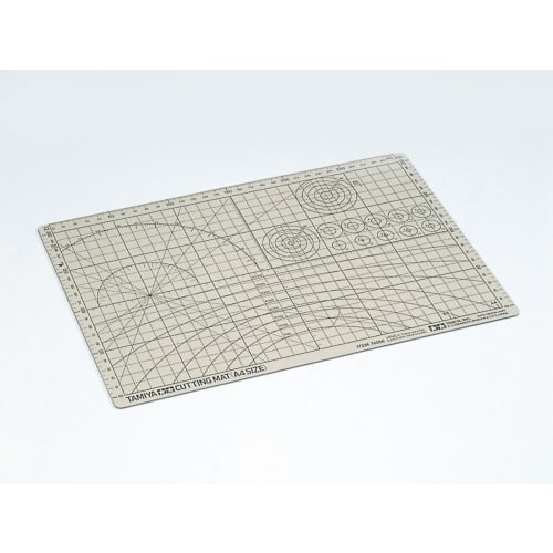 Tamiya Craft Tool Series No. 56 Cutting Mat, A4 Size/Beige, for Plastic Model Kits, 74056