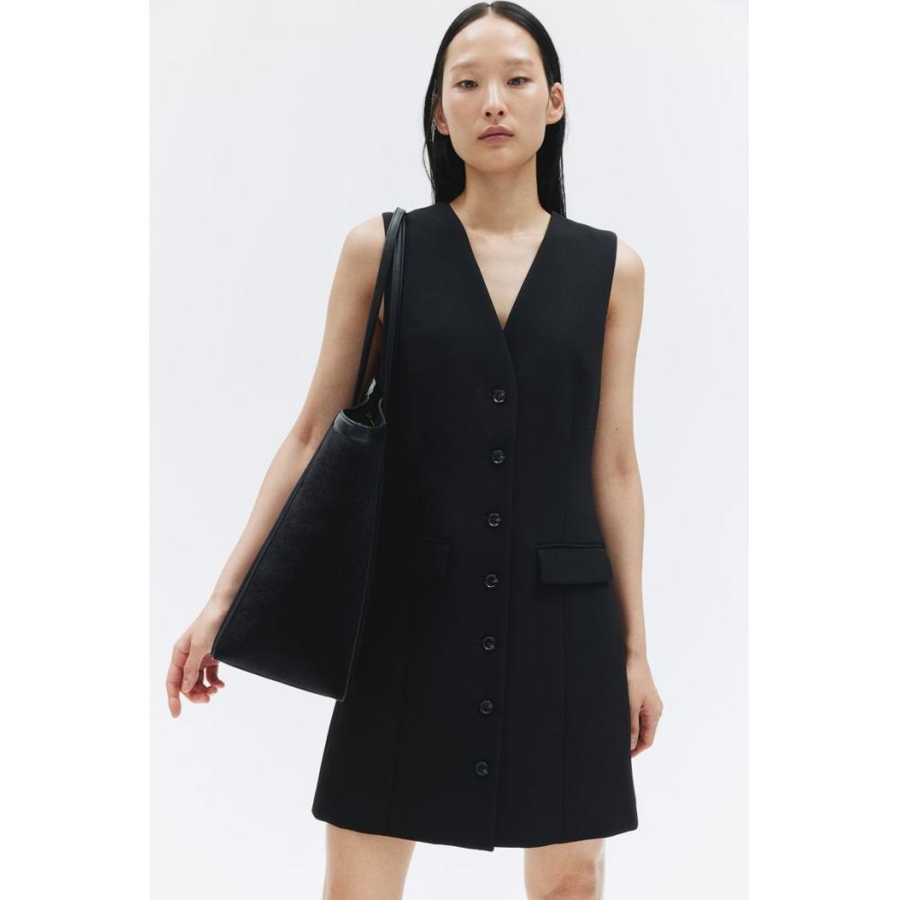 

Платье на пуговицах HM черное