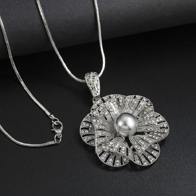 Vintage Flower Pendant Long Necklace For Women  New Sweater Accessories Cute Gifts