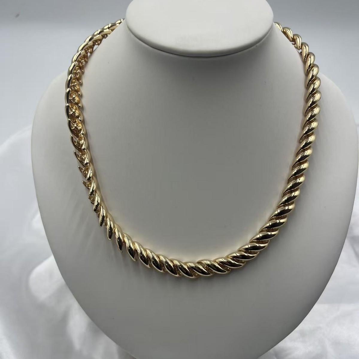 

Модное золотое колье-цепочка «змеиная кость» - европейский и американский дизайн